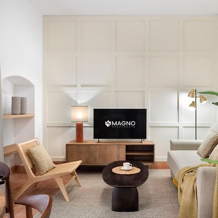 Magno Apartments Santa Clara - Private Terraces With Jacuzzi เซบีญา ภายนอก รูปภาพ