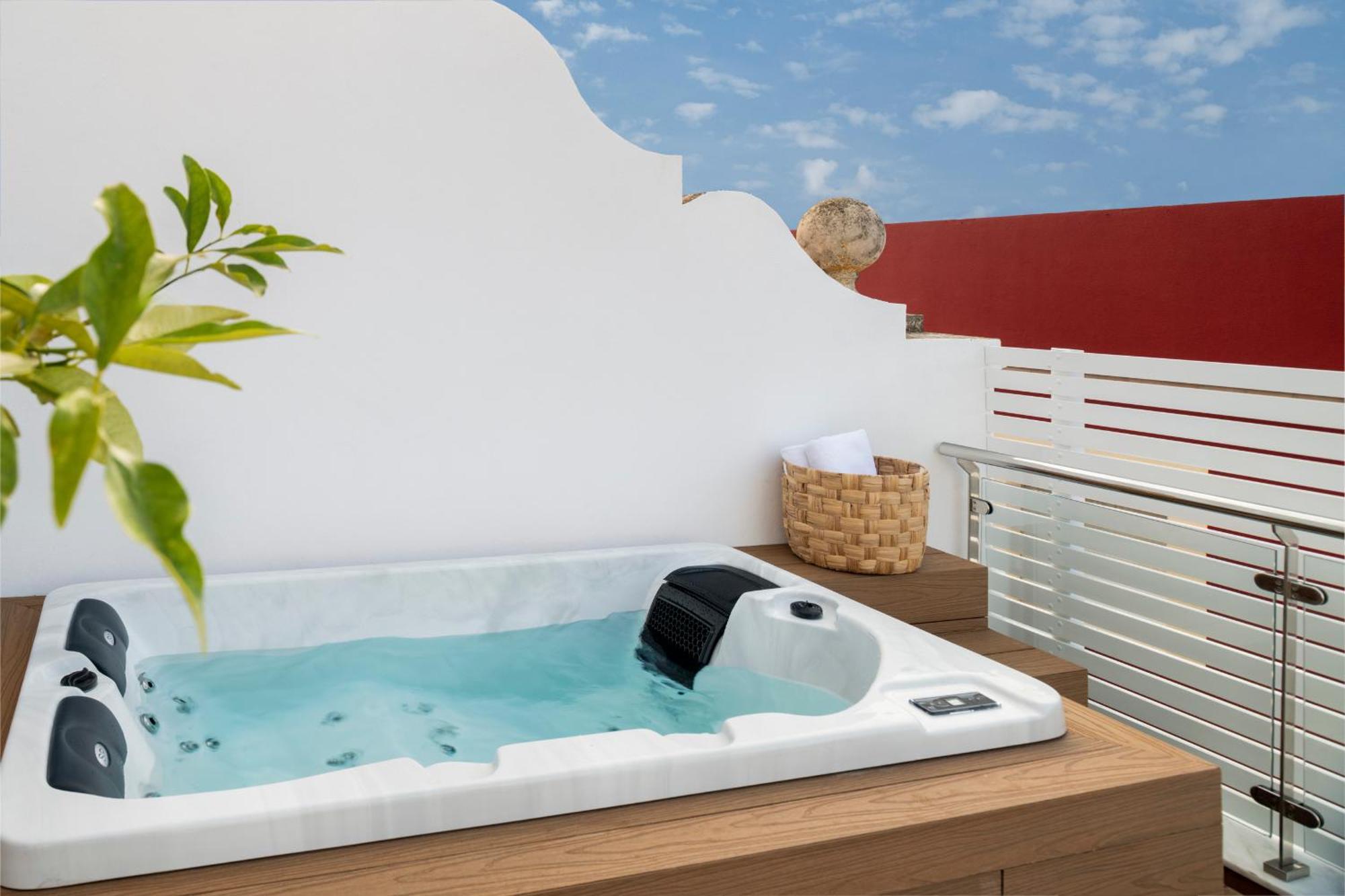 Magno Apartments Santa Clara - Private Terraces With Jacuzzi เซบีญา ภายนอก รูปภาพ